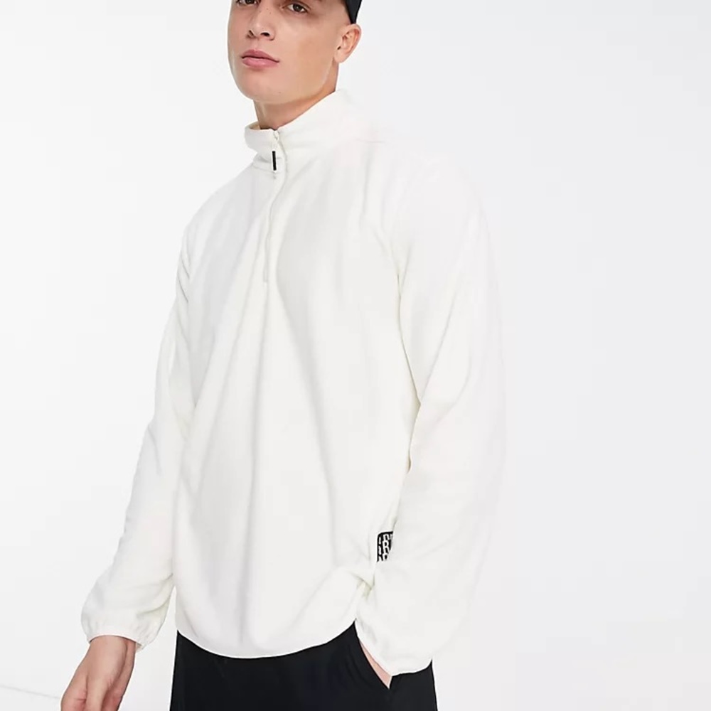 NWT Men’s Rains fleece half zip pullover